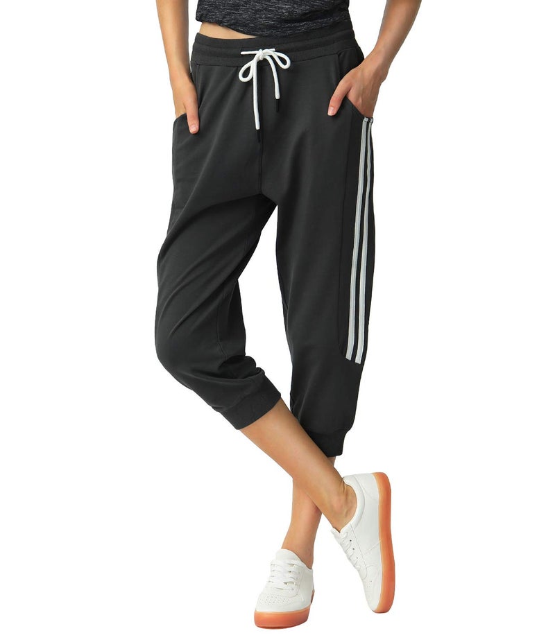 SPECIALMAGIC Women's Capri Pants Cropped Joggers with Pockets Elastic Waist Drawstring Capri Sweatpants Black X-Large - Image 1